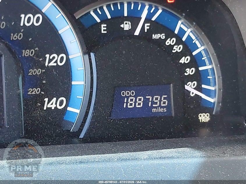 2012 TOYOTA CAMRY HYBRID XLE — фото 15