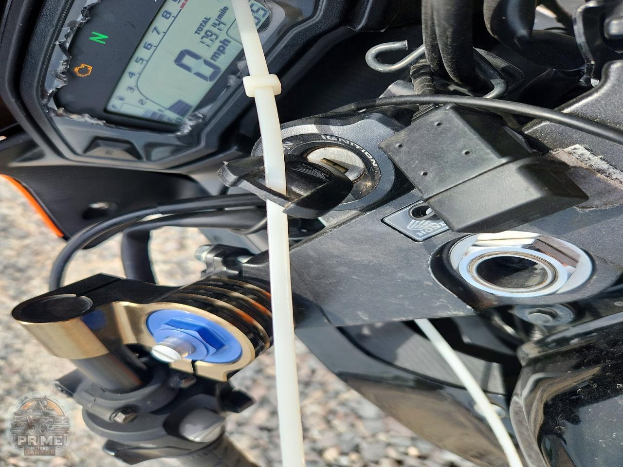 2017 HONDA CBR500 — фото 8