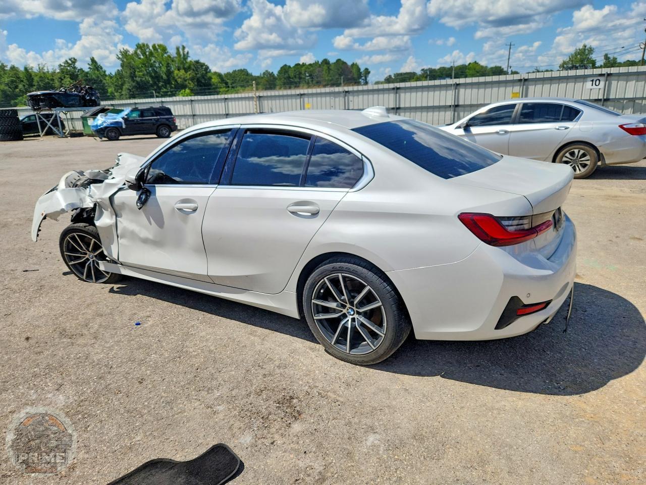 2022 BMW 3 SERIES — фото 4
