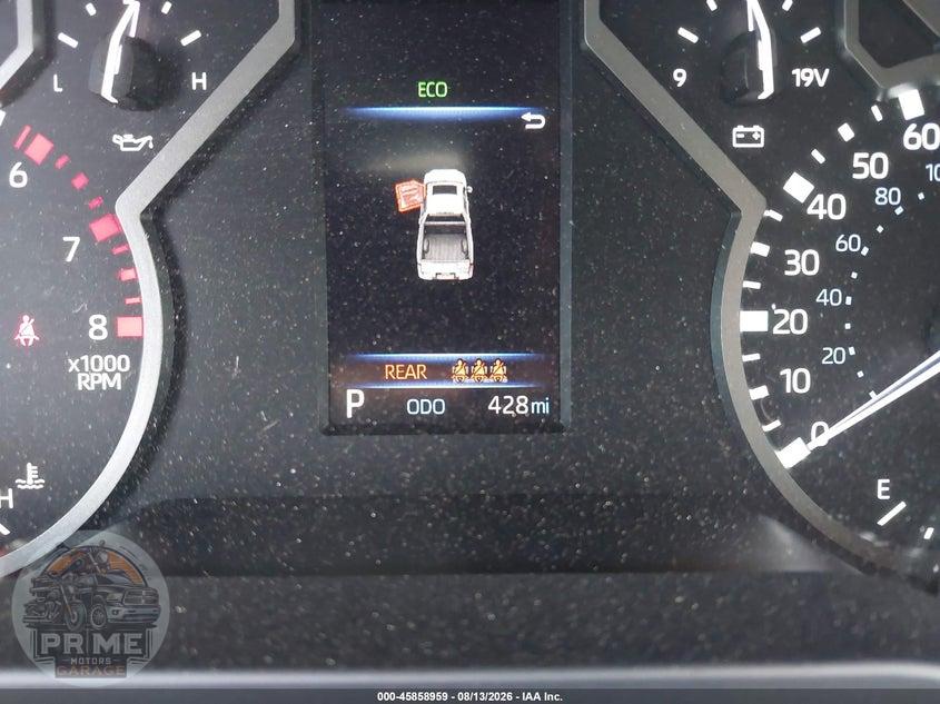 2026 TOYOTA TUNDRA SR5 CREWMAX 5.5' BED — фото 16