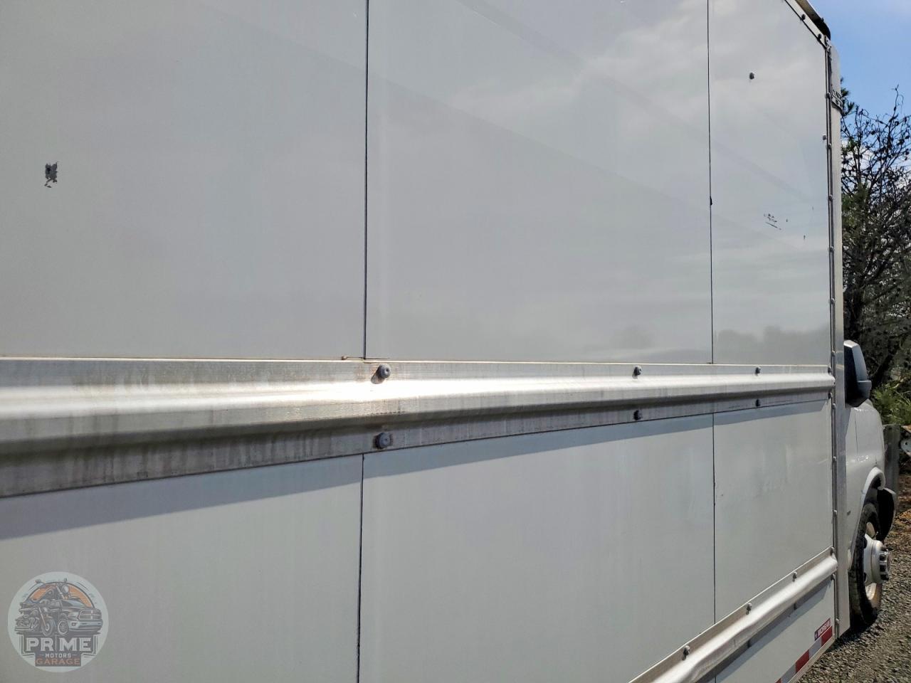2023 GMC SAVANA — фото 10