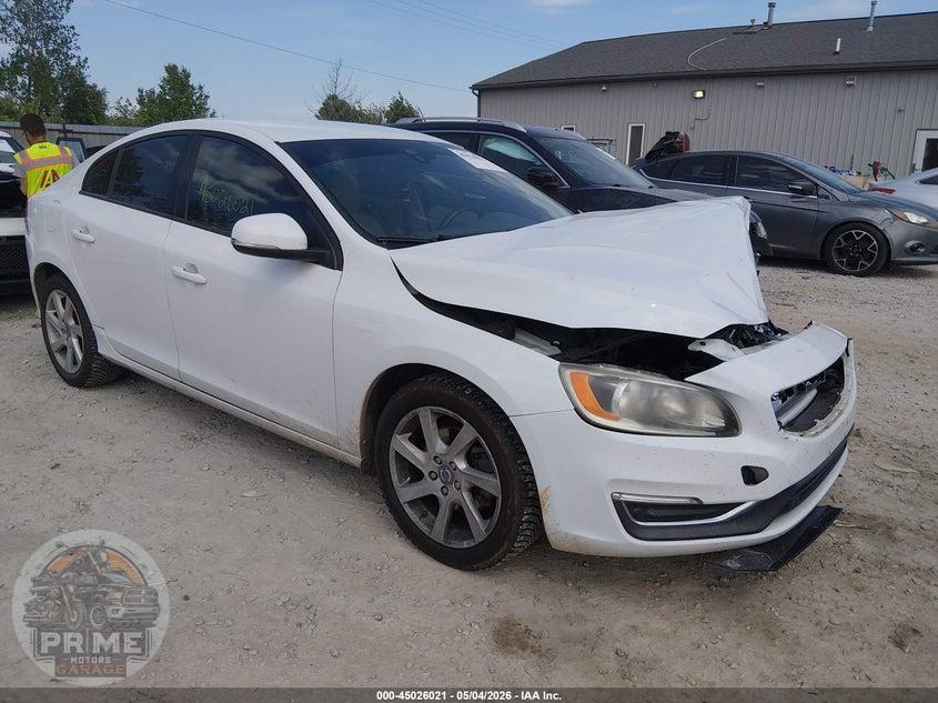 2015 VOLVO S60 T5 — фото 1