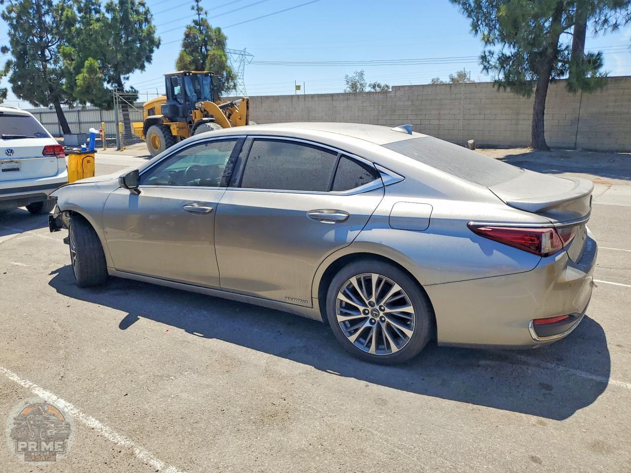 2021 LEXUS ES — фото 2