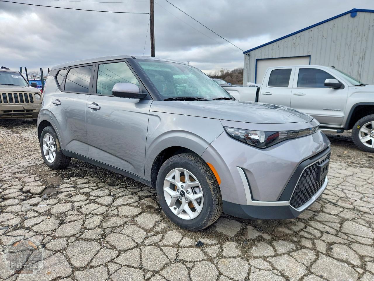 2025 KIA SOUL — фото 4
