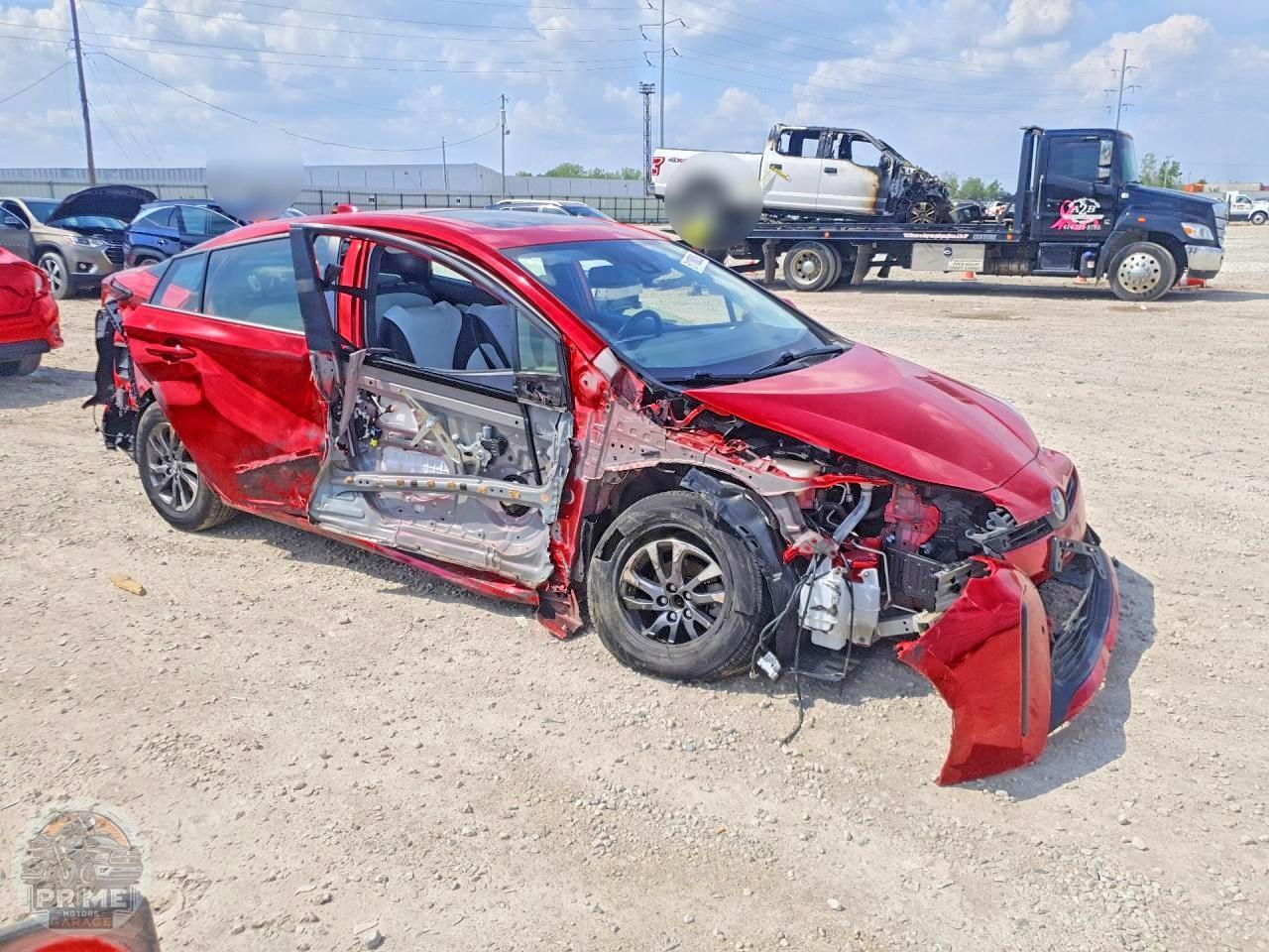 2020 TOYOTA PRIUS — фото 4