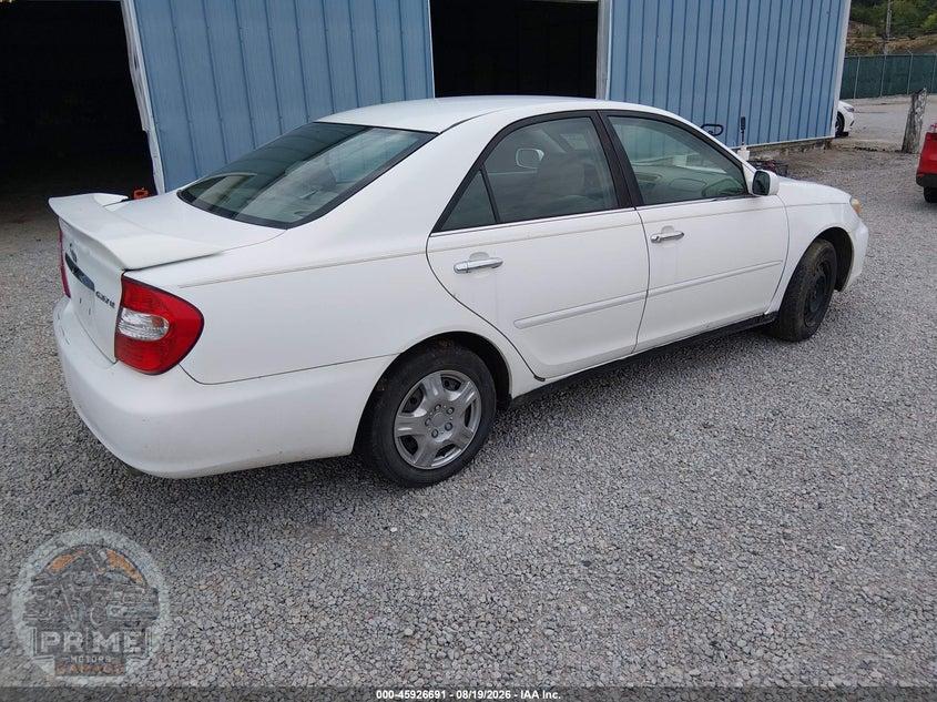 2002 TOYOTA CAMRY LE — фото 4