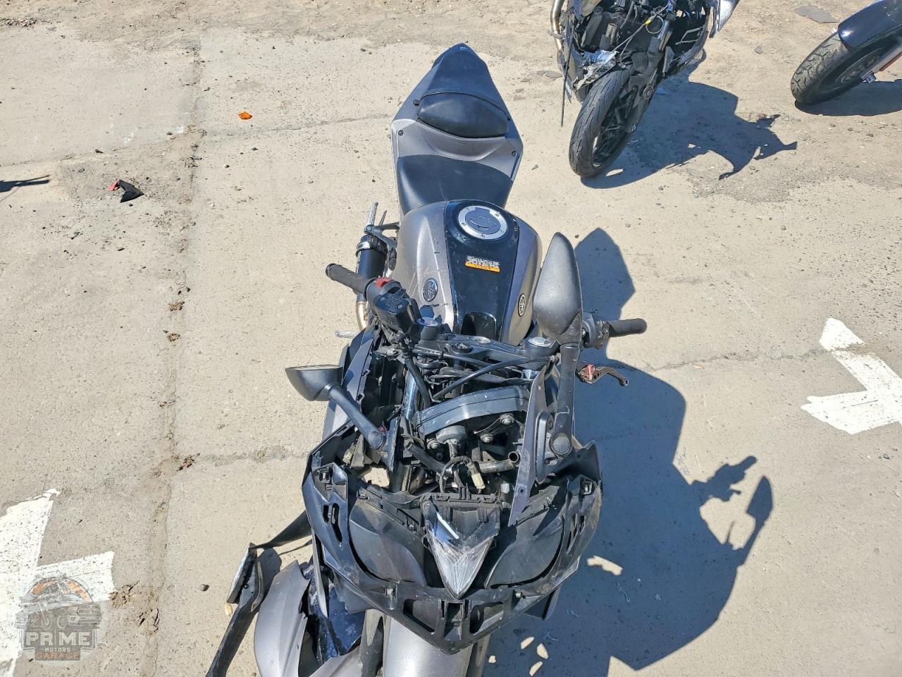 2016 YAMAHA YZFR3 — фото 5