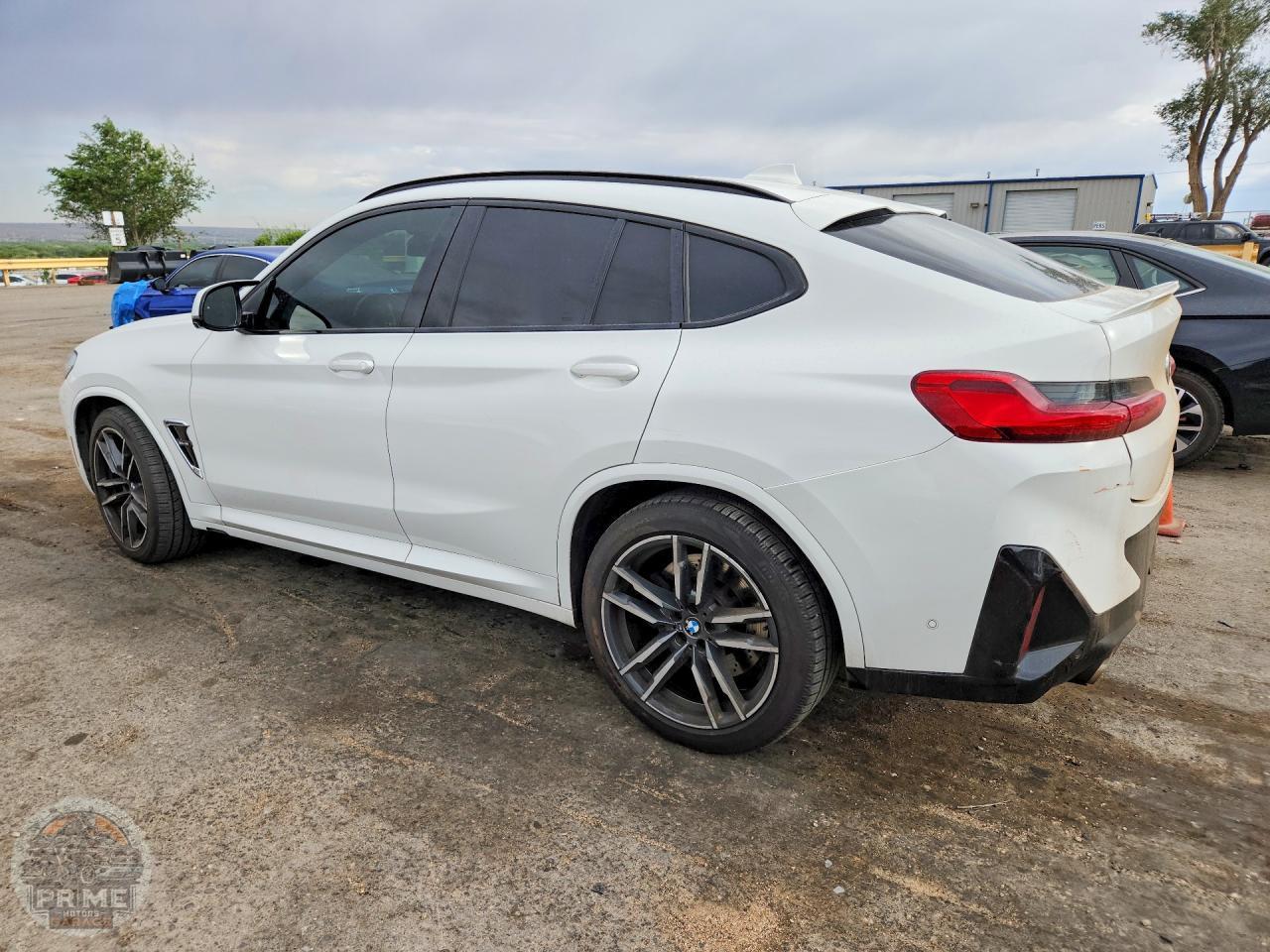2022 BMW X4 — фото 2