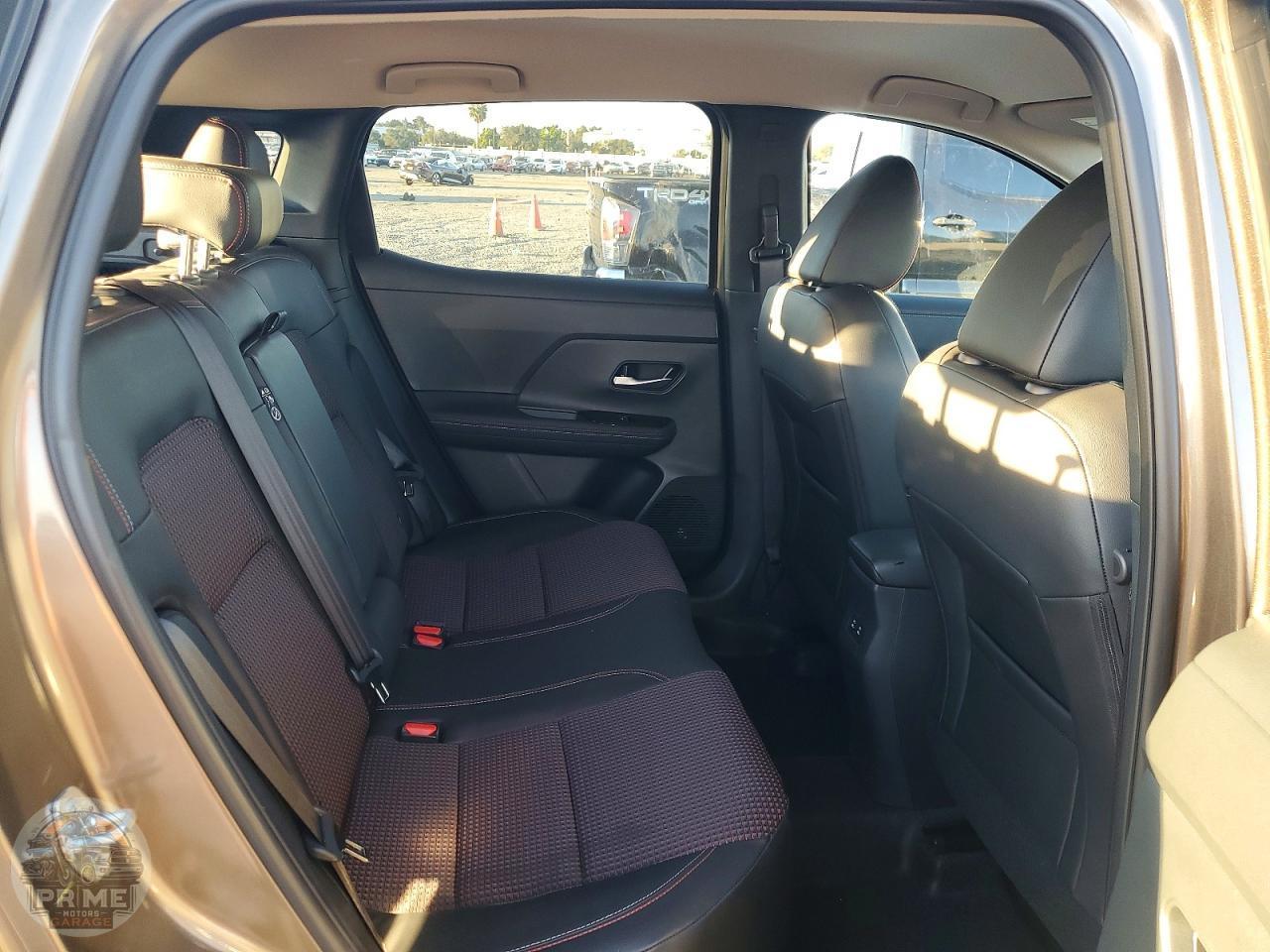 2025 NISSAN KICKS — фото 11
