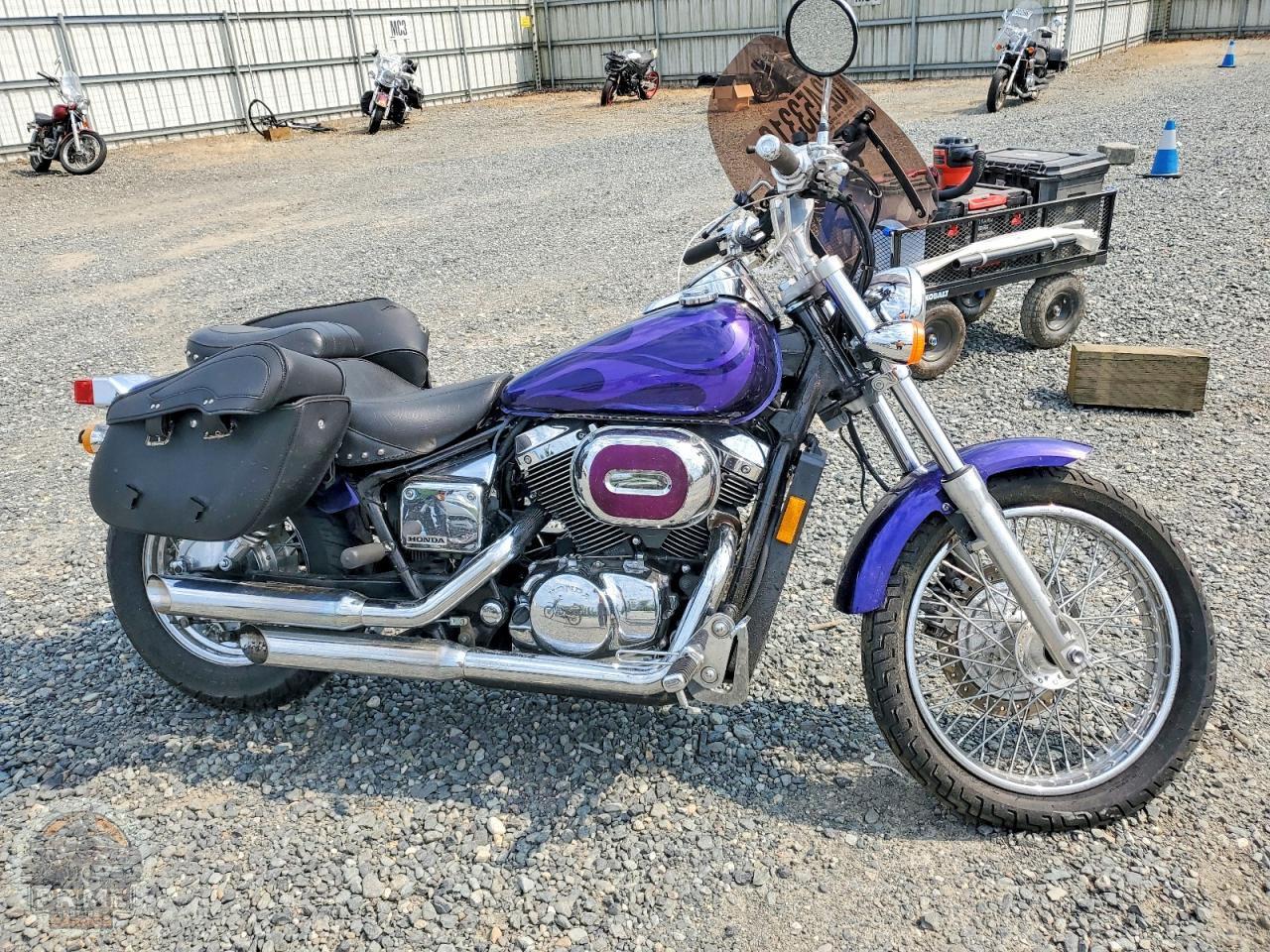 2003 HONDA VT750 — фото 1