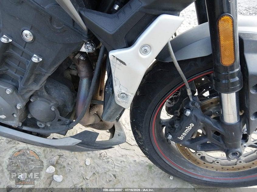 2021 TRIUMPH MOTORCYCLE STREET TRIPLE R (LRH) — фото 15