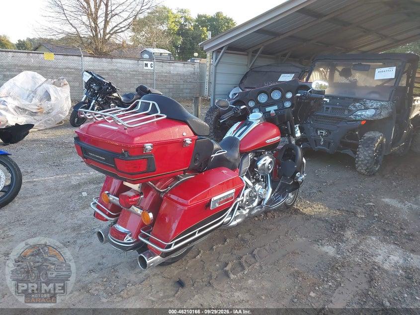 2011 HARLEY-DAVIDSON FLHTK (ULTRA LIMITED) — фото 4