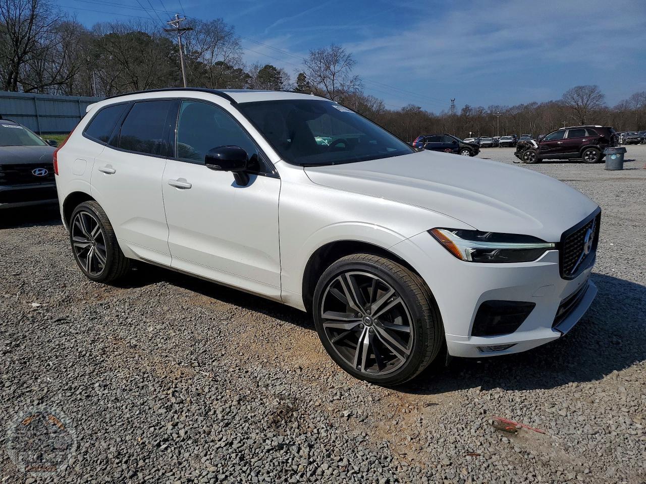 2021 VOLVO XC60 — фото 4