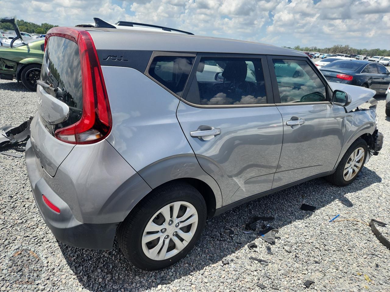 2022 KIA SOUL — фото 3