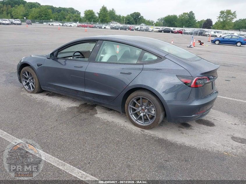 2023 TESLA MODEL 3 REAR-WHEEL DRIVE — фото 3