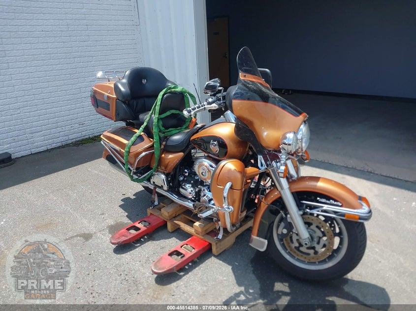 2008 HARLEY-DAVIDSON FLHTCUI (ULTRA CLASSIC ELECTRA GLIDE) 105TH ANNIVERSARY EDITION — фото 1