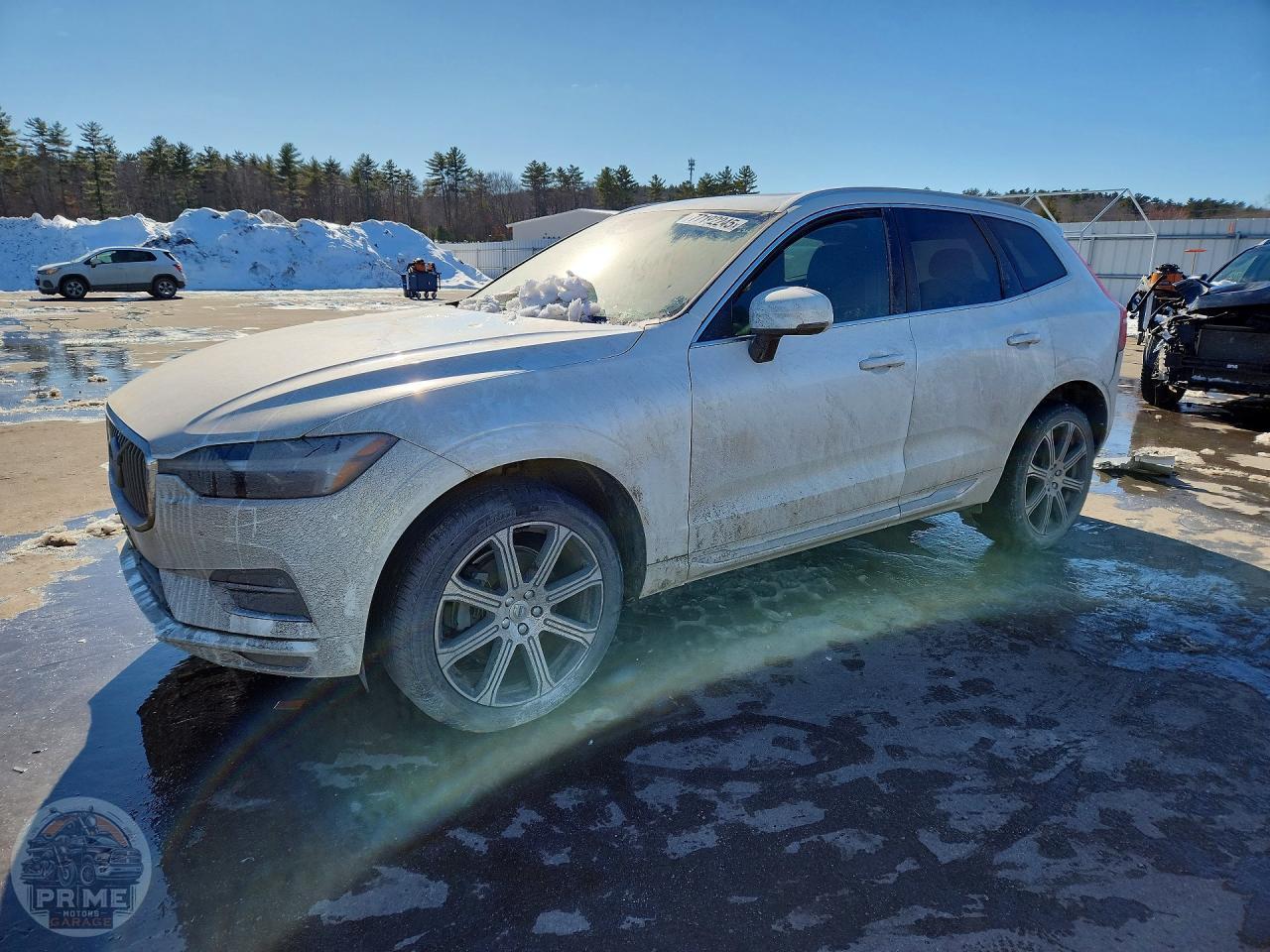 2021 VOLVO XC60 — фото 1