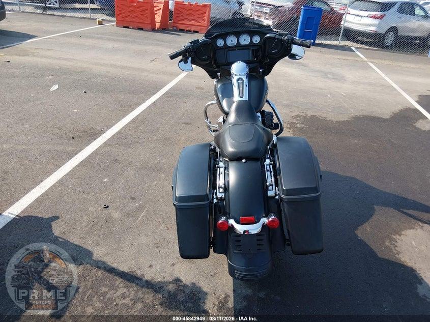 2017 HARLEY-DAVIDSON FLHXS (STREET GLIDE SPECIAL) STREET GLIDE SPECIAL — фото 6