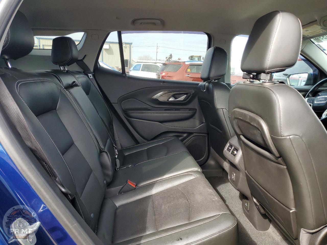 2022 GMC TERRAIN — фото 11