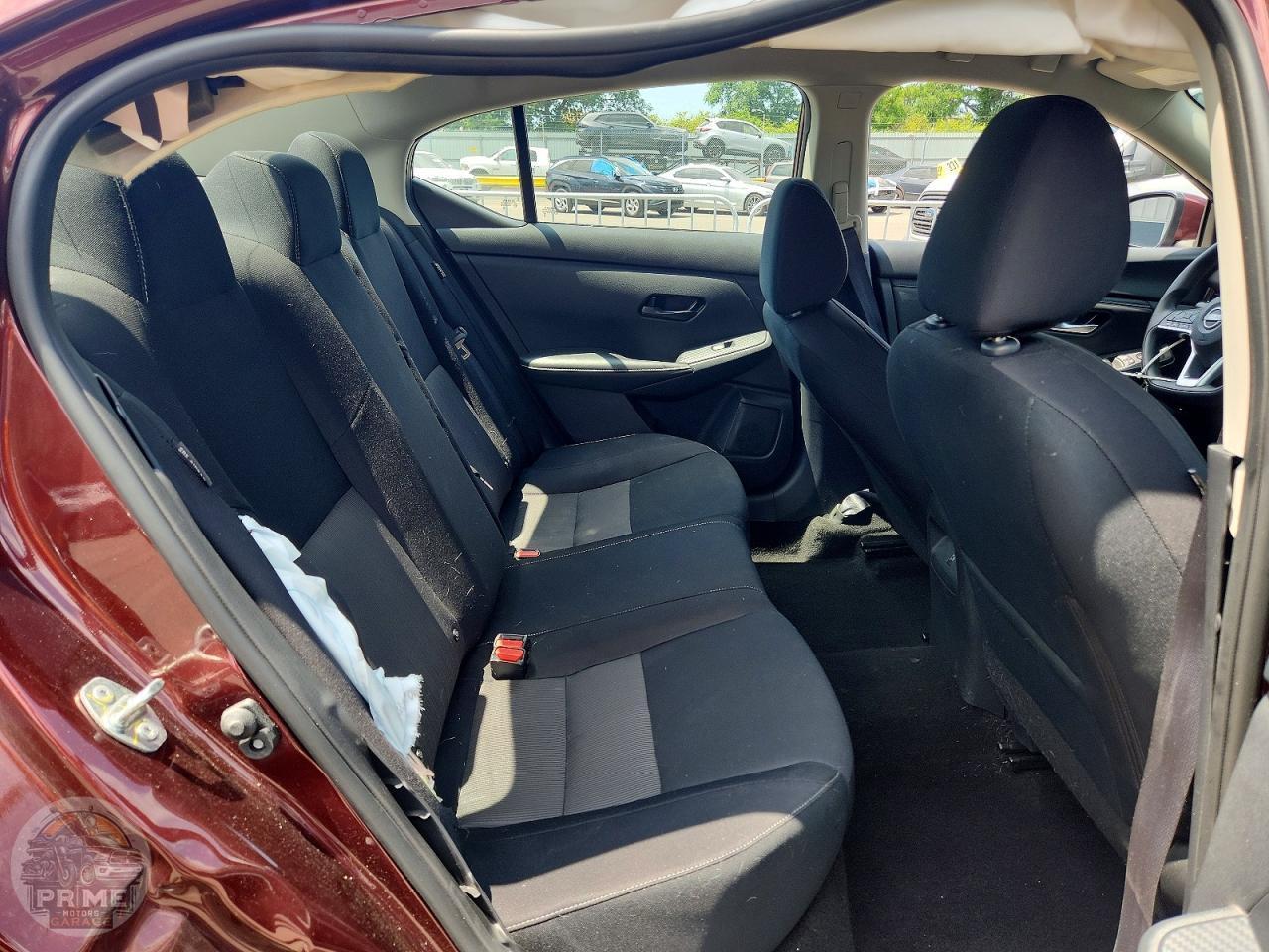 2025 NISSAN SENTRA — фото 10