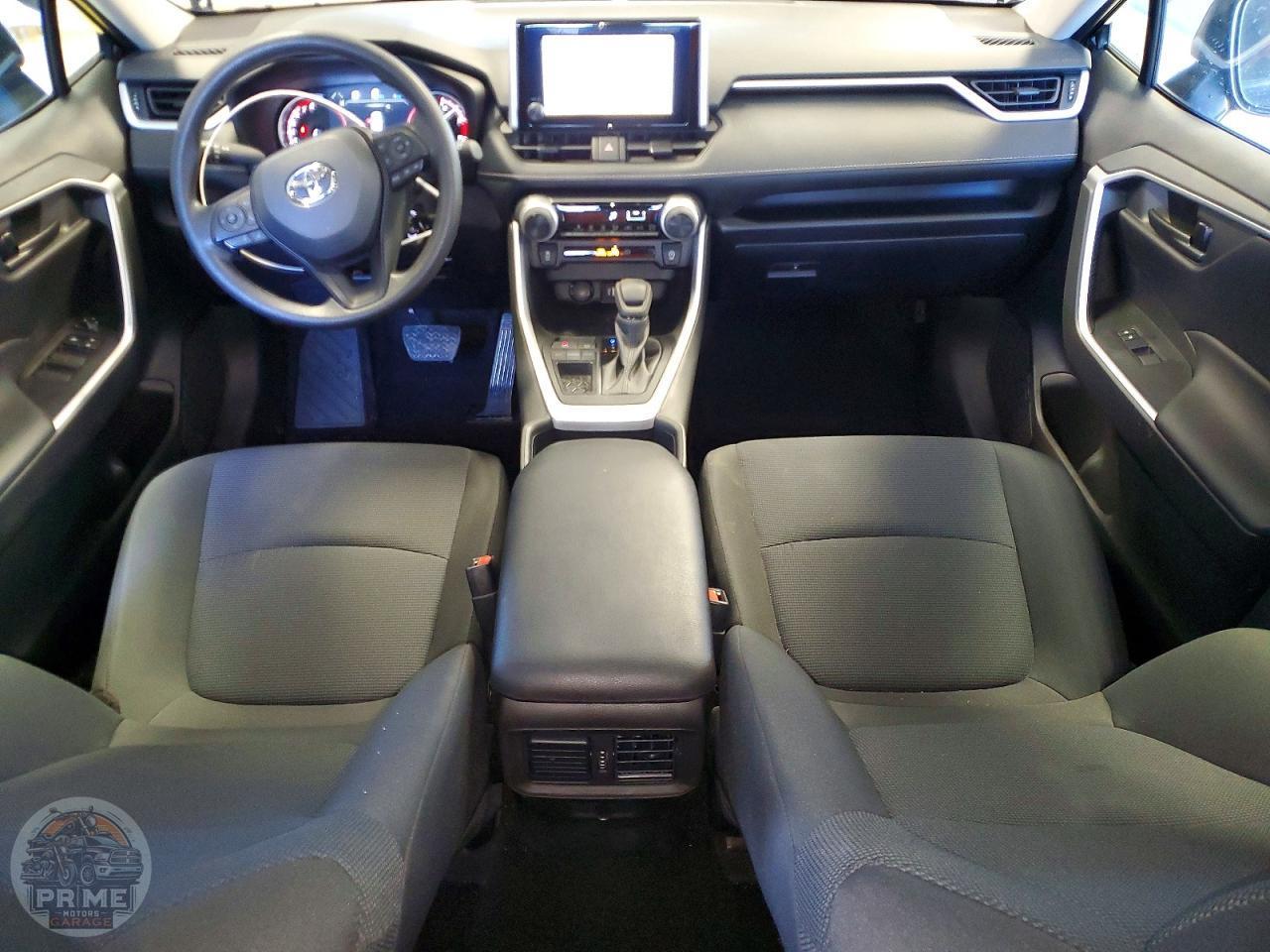 2025 TOYOTA RAV4 — фото 8