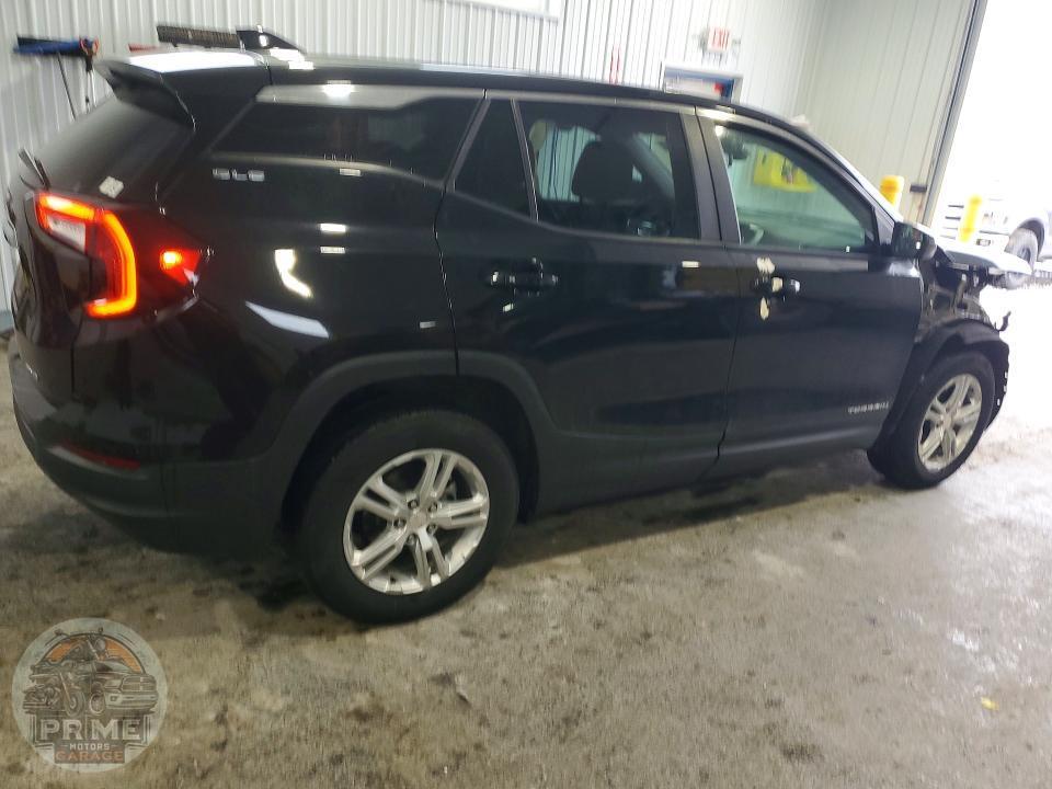 2022 GMC TERRAIN — фото 3