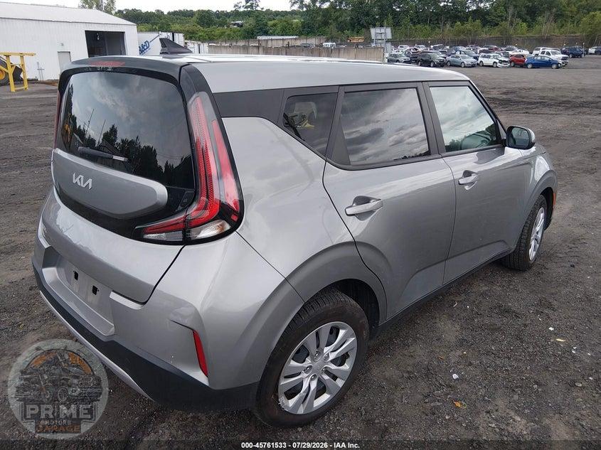 2025 KIA SOUL LX — фото 4