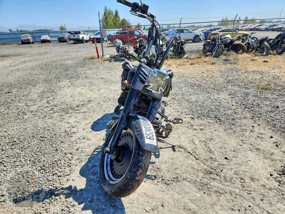 2010 HARLEY-DAVIDSON FLSTFB (FAT BOY LO) — фото 2