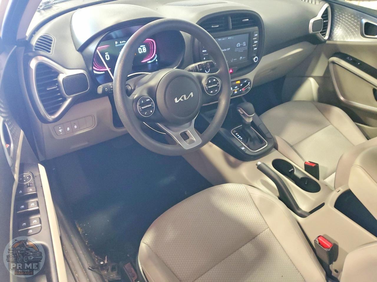 2025 KIA SOUL — фото 8