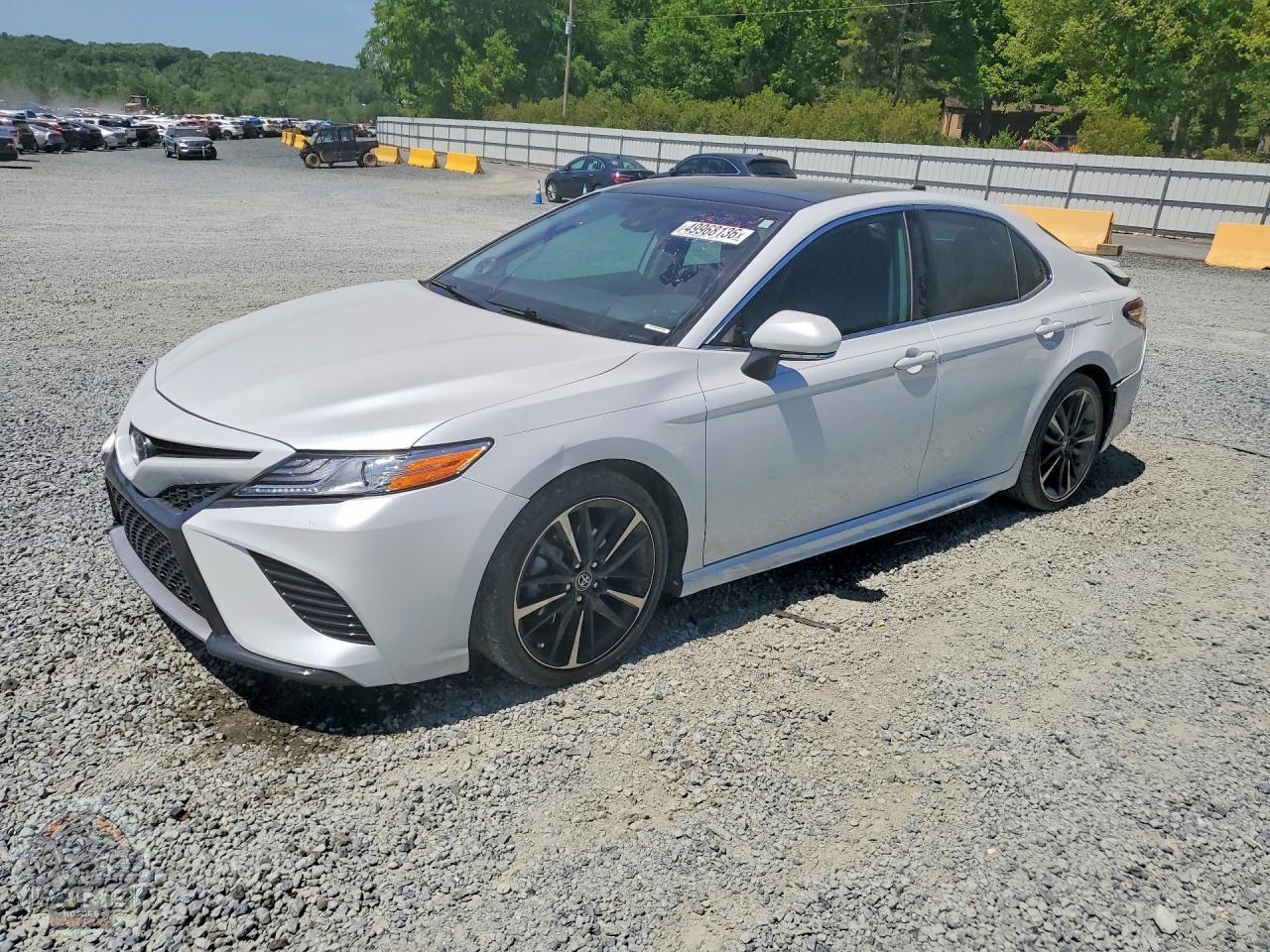 2020 TOYOTA CAMRY — фото 1