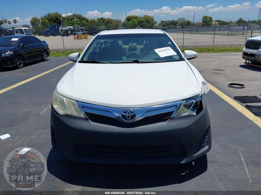 2012 TOYOTA CAMRY LE — фото 12
