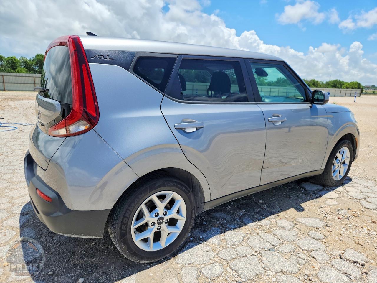 2022 KIA SOUL — фото 3