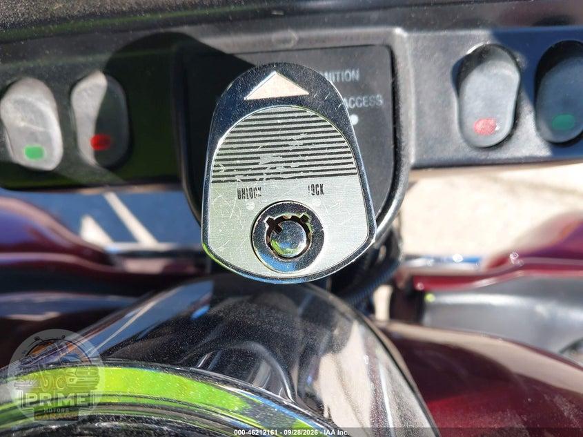 2003 HARLEY-DAVIDSON FLHTCUI (ULTRA CLASSIC ELECTRA GLIDE) — фото 11