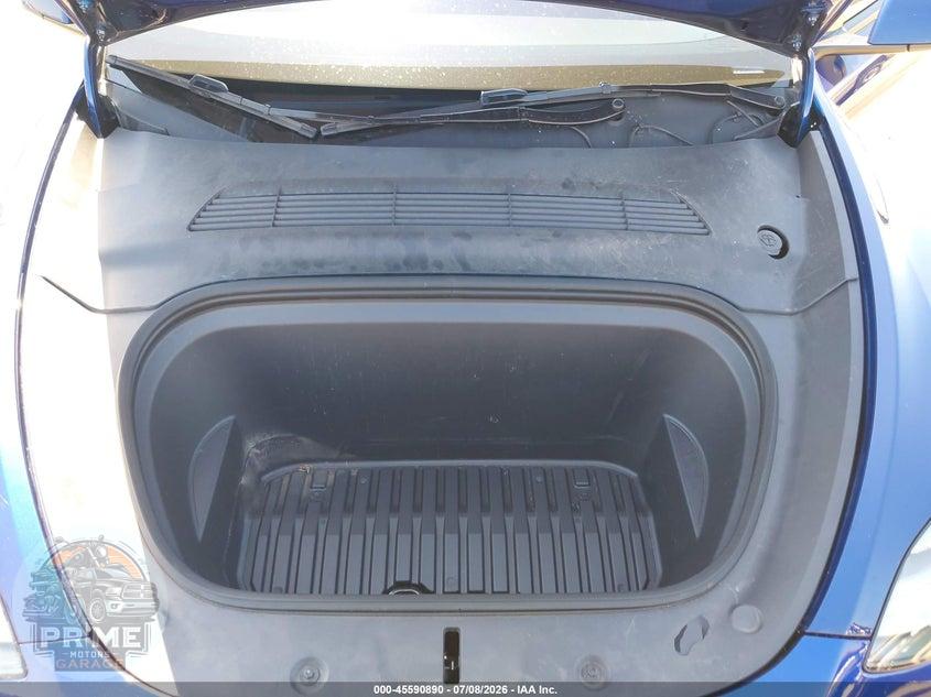 2025 TESLA MODEL Y PERFORMANCE DUAL MOTOR ALL-WHEEL DRIVE — фото 10