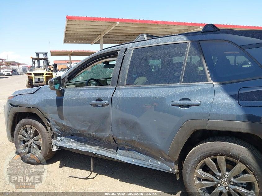 2026 TOYOTA RAV4 XLE PREMIUM — фото 14