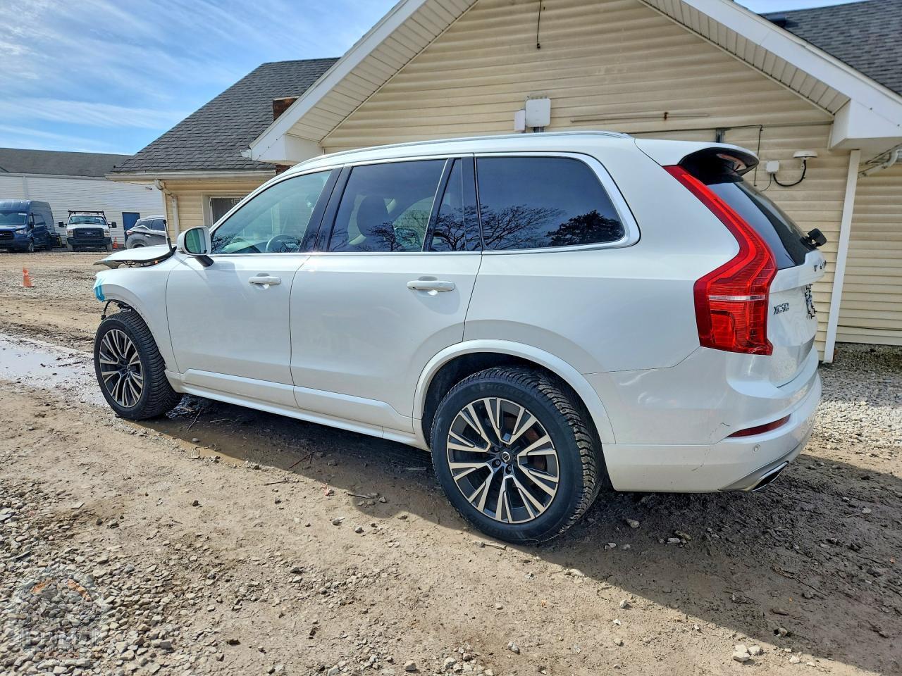 2021 VOLVO XC90 — фото 2