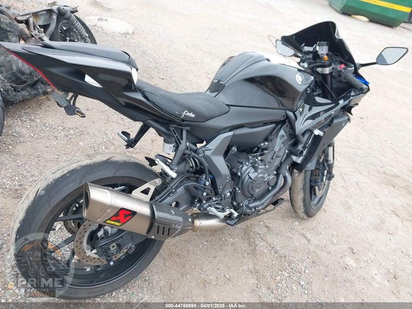 2024 YAMAHA YZFR7 — фото 4