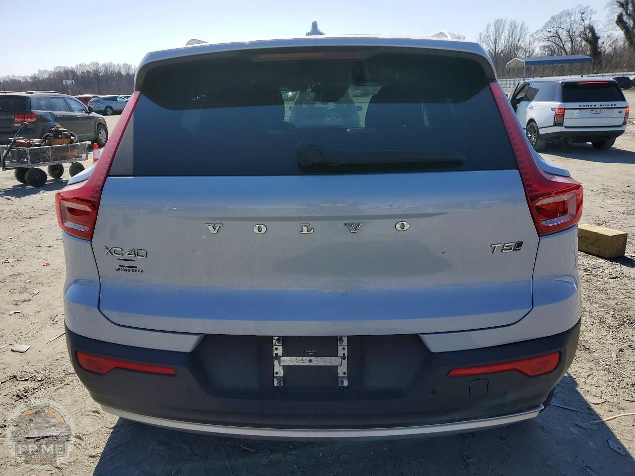 2020 VOLVO XC40 — фото 2
