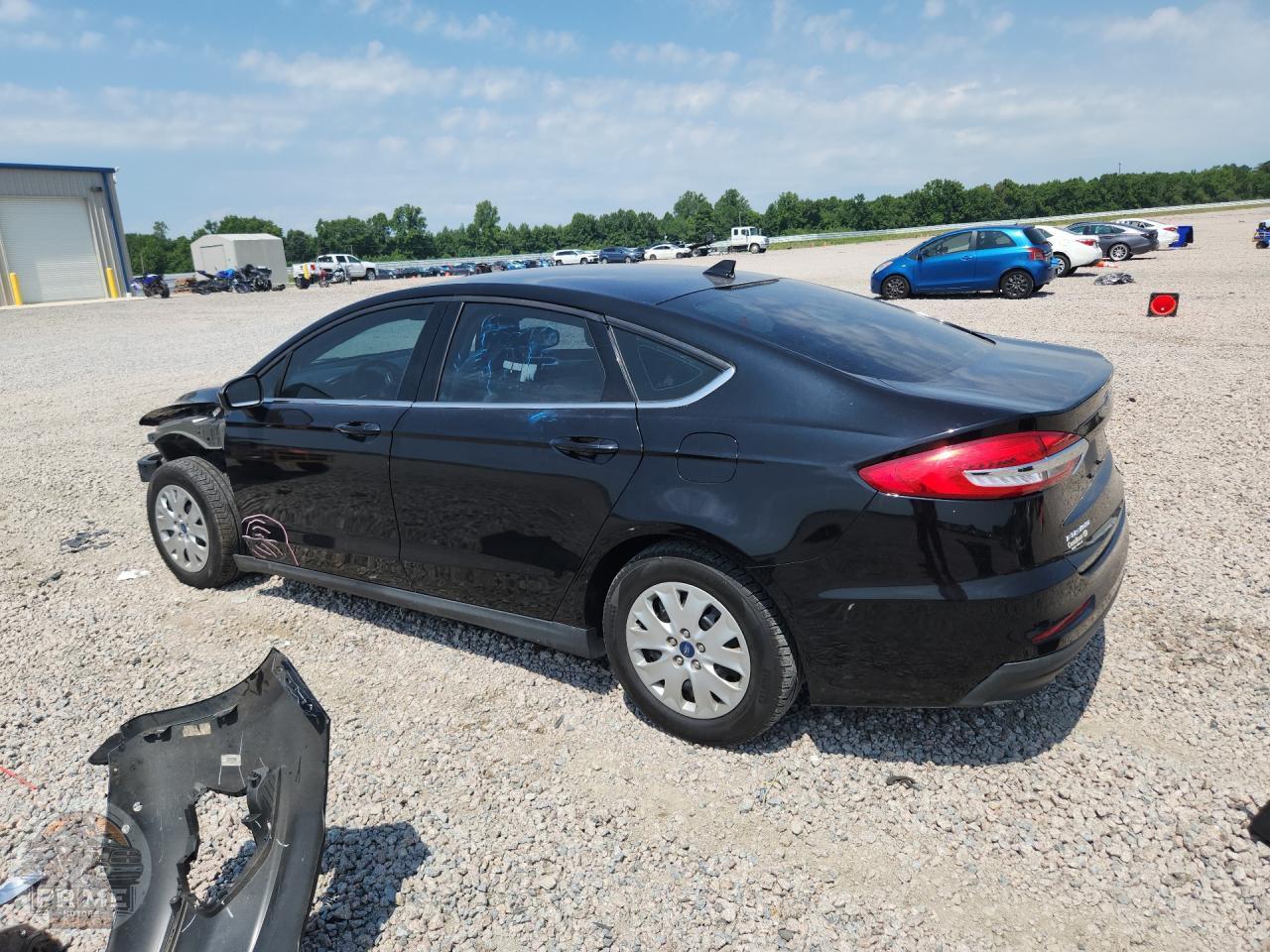 2020 FORD FUSION — фото 2