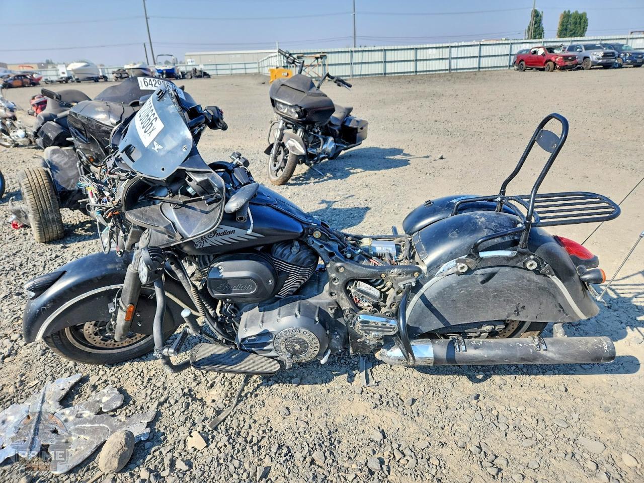 2017 INDIAN MOTORCYCLE CO. CHIEFTAIN — фото 3