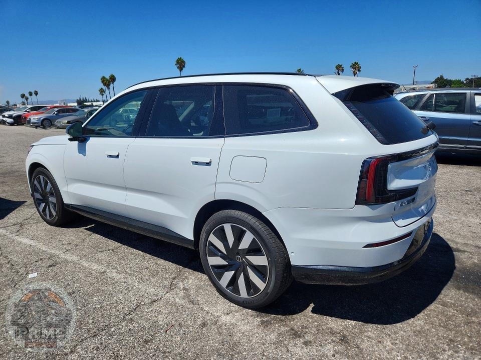 2025 VOLVO EX90 — фото 2