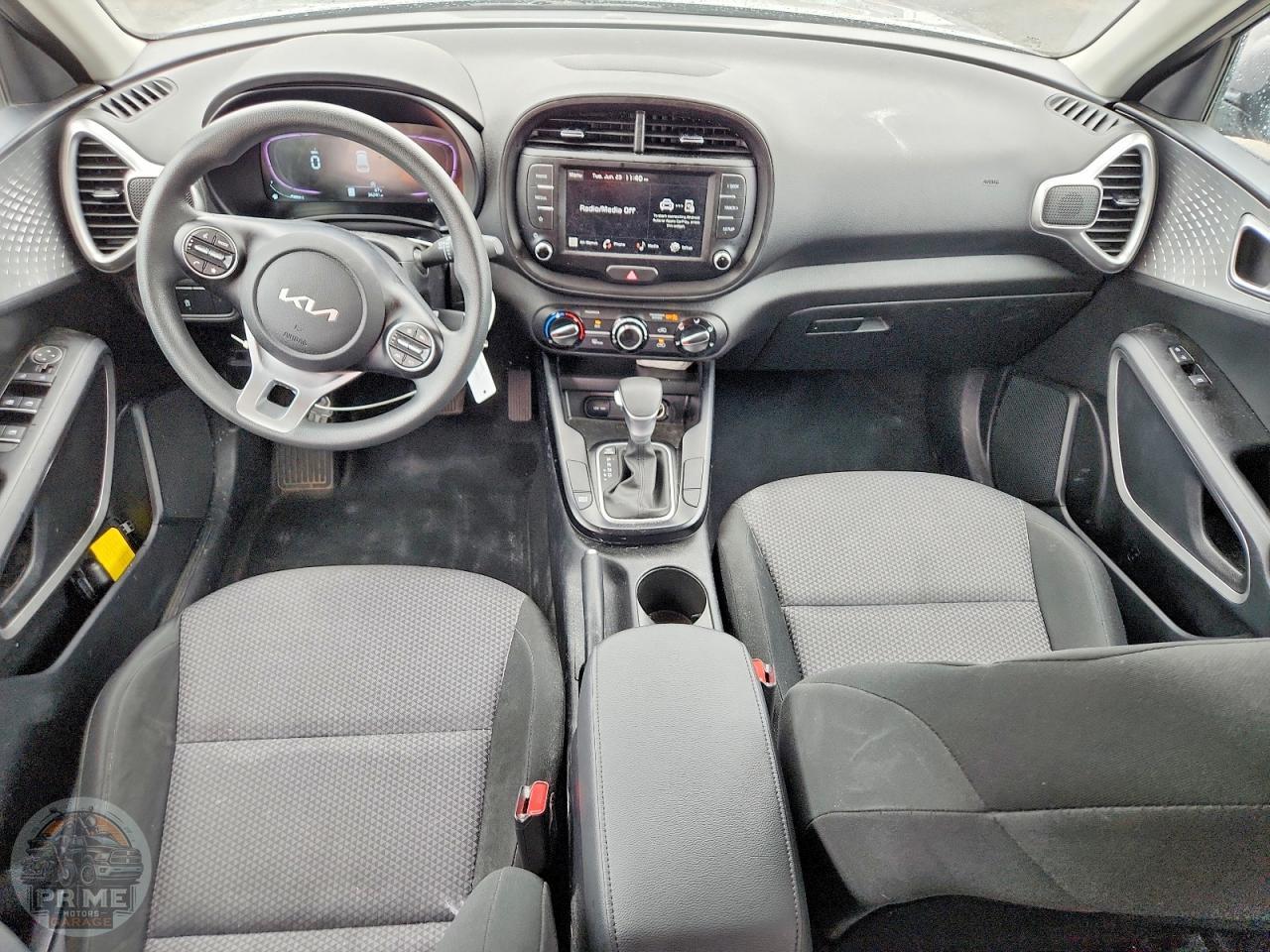 2025 KIA SOUL — фото 8