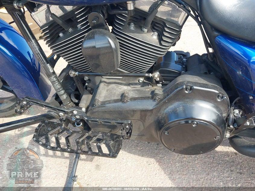 2015 HARLEY-DAVIDSON FLTRXS (ROAD GLIDE SPECIAL) ROAD GLIDE SPECIAL — фото 9