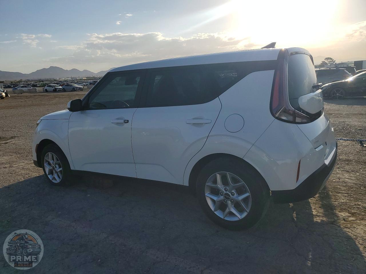 2023 KIA SOUL — фото 2