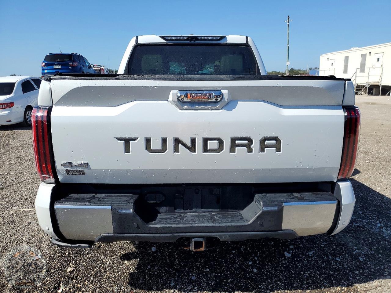 2024 TOYOTA TUNDRA — фото 6