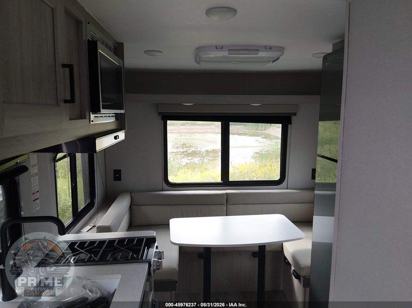 2026 FOREST RIVER COACHMEN CATALINA SUMMIT 154RDX TRAVEL TRAILER — фото 7