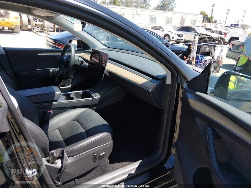 2023 TESLA MODEL Y AWD/LONG RANGE DUAL MOTOR ALL-WHEEL DRIVE — фото 5