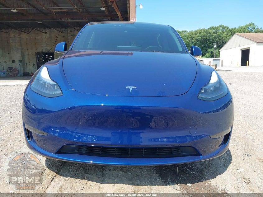2025 TESLA MODEL Y LONG RANGE DUAL MOTOR ALL-WHEEL DRIVE — фото 11