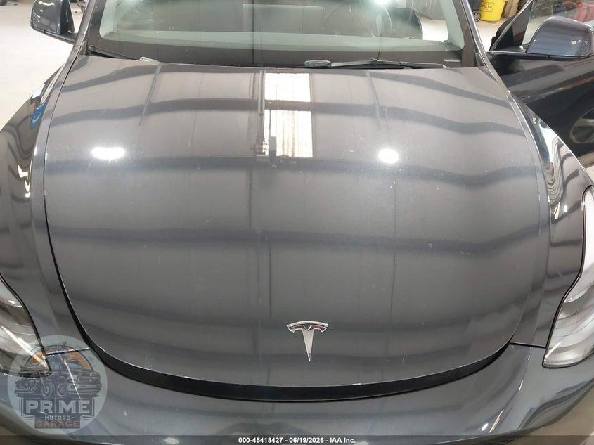 2025 TESLA MODEL Y LONG RANGE DUAL MOTOR ALL-WHEEL DRIVE — фото 10