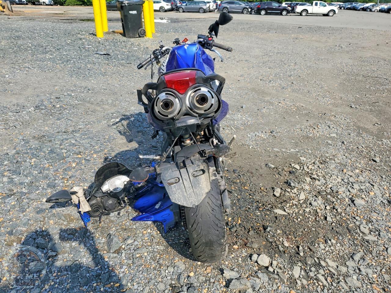 2006 YAMAHA FZ6 — фото 11
